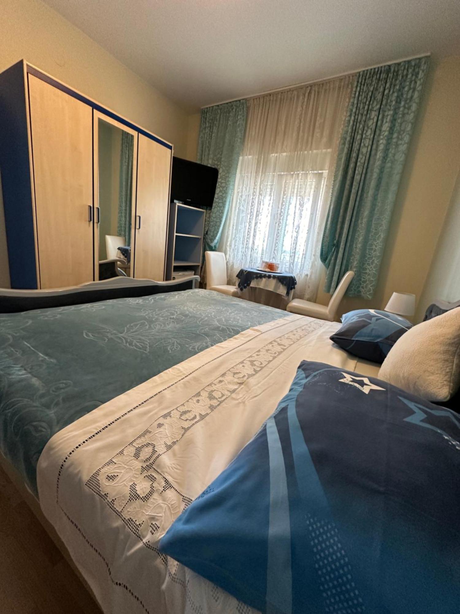 Apartman Vs Split